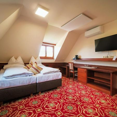 Hotel Fortna Chrudim Quarto foto