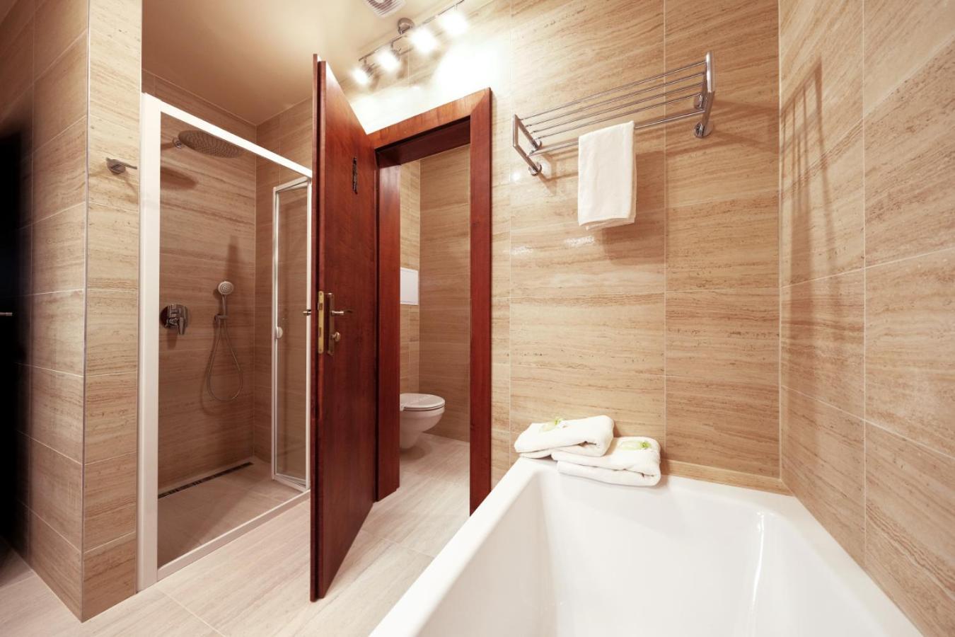 Hotel Fortna Chrudim Quarto foto